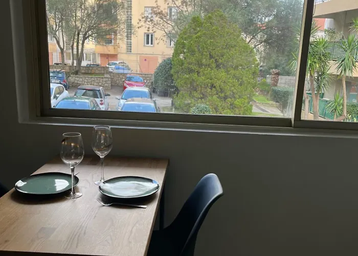 Douillet En Ajaccio (Corsica)